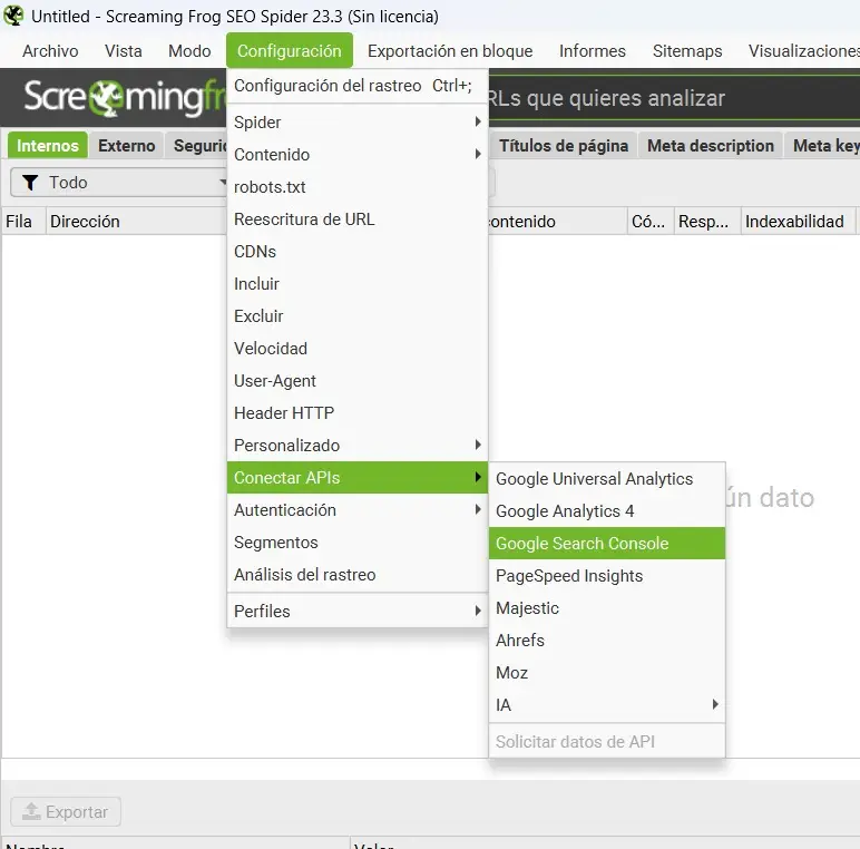 Captura de pantalla de Screaming Frog SEO Spider 23.3 mostrando el despliegue del menú Configuración, Conectar APIs y la selección de Google Search Console.
